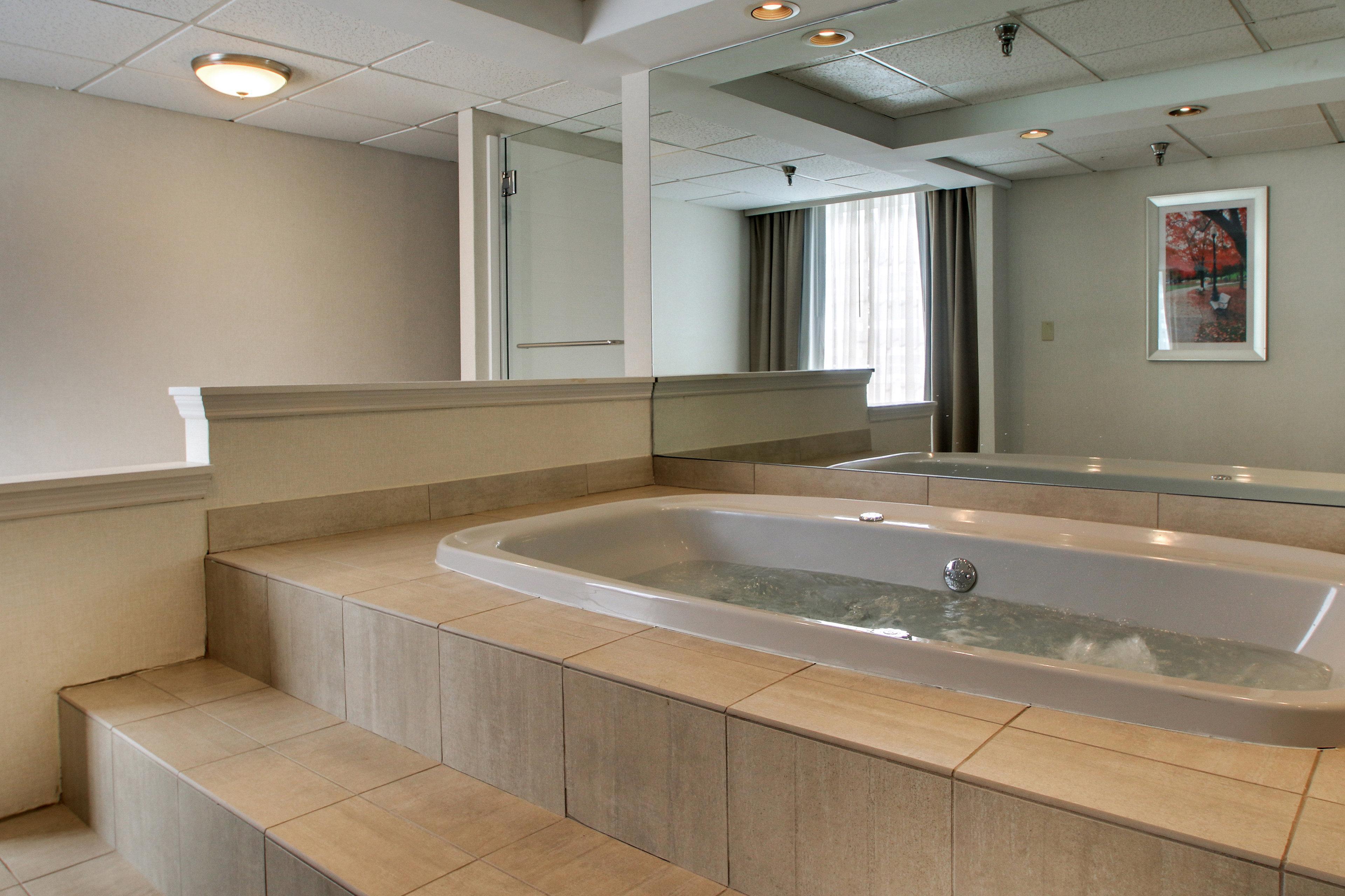 Holiday Inn Express Poughkeepsie By Ihg Екстер'єр фото