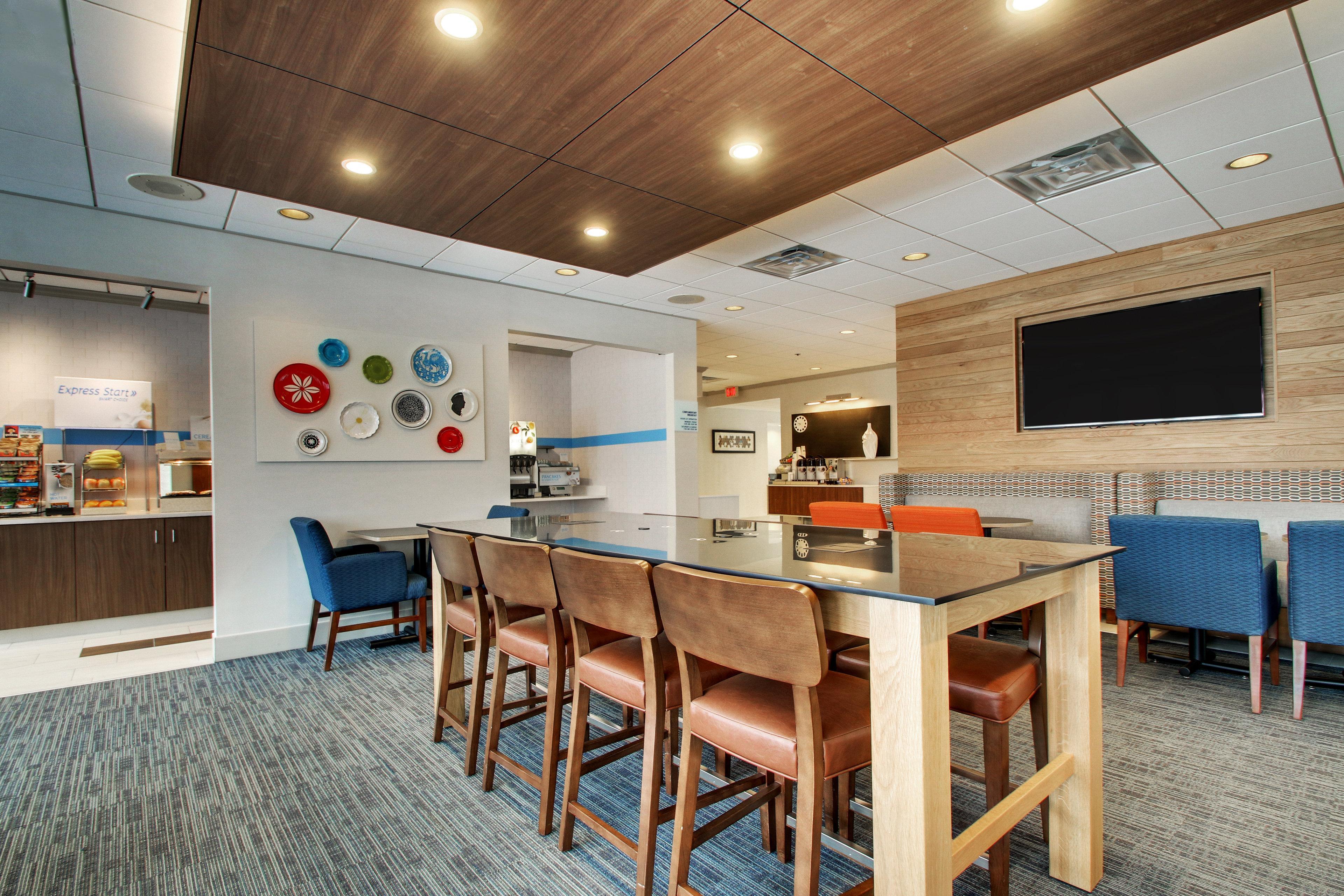Holiday Inn Express Poughkeepsie By Ihg Екстер'єр фото