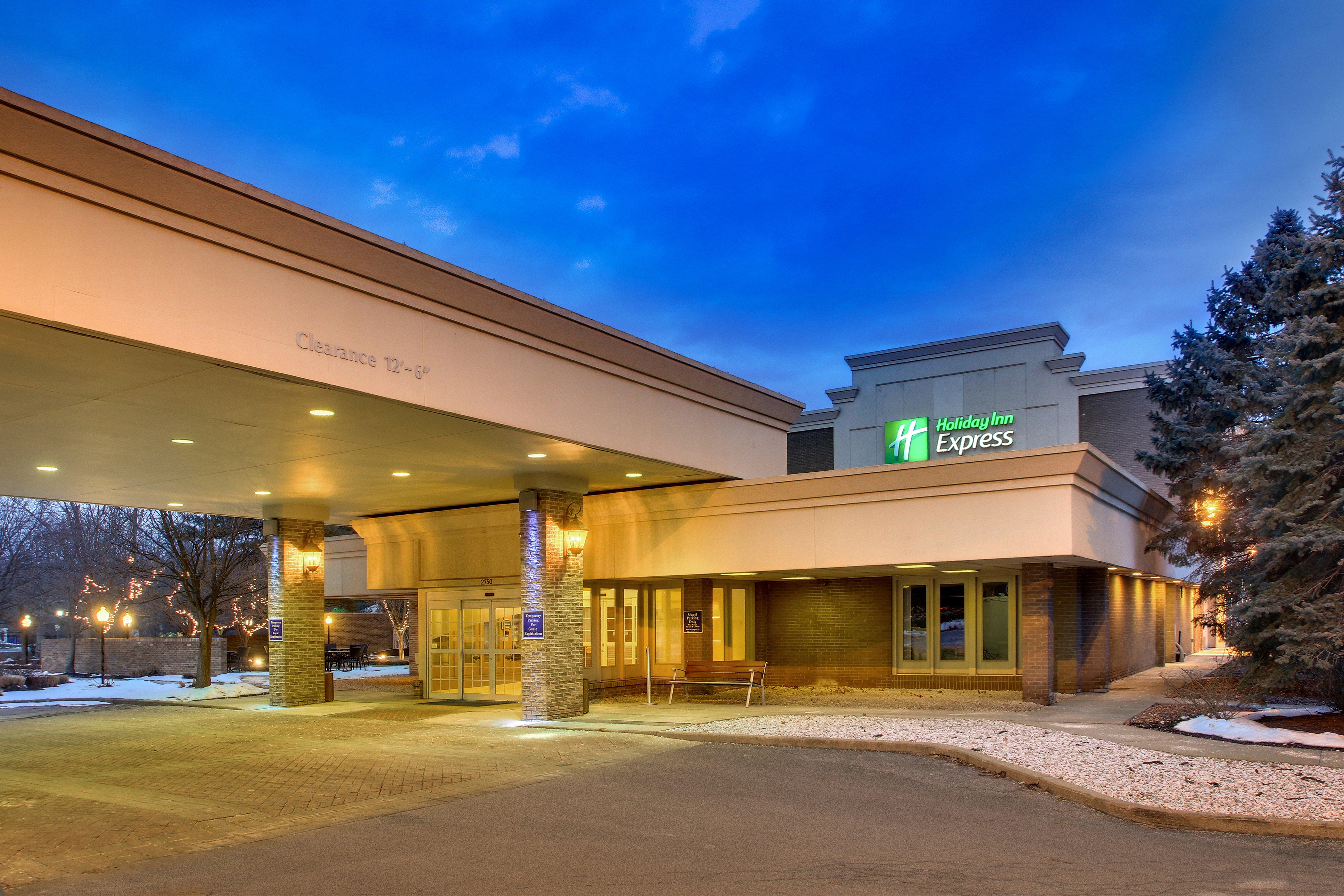 Holiday Inn Express Poughkeepsie By Ihg Екстер'єр фото