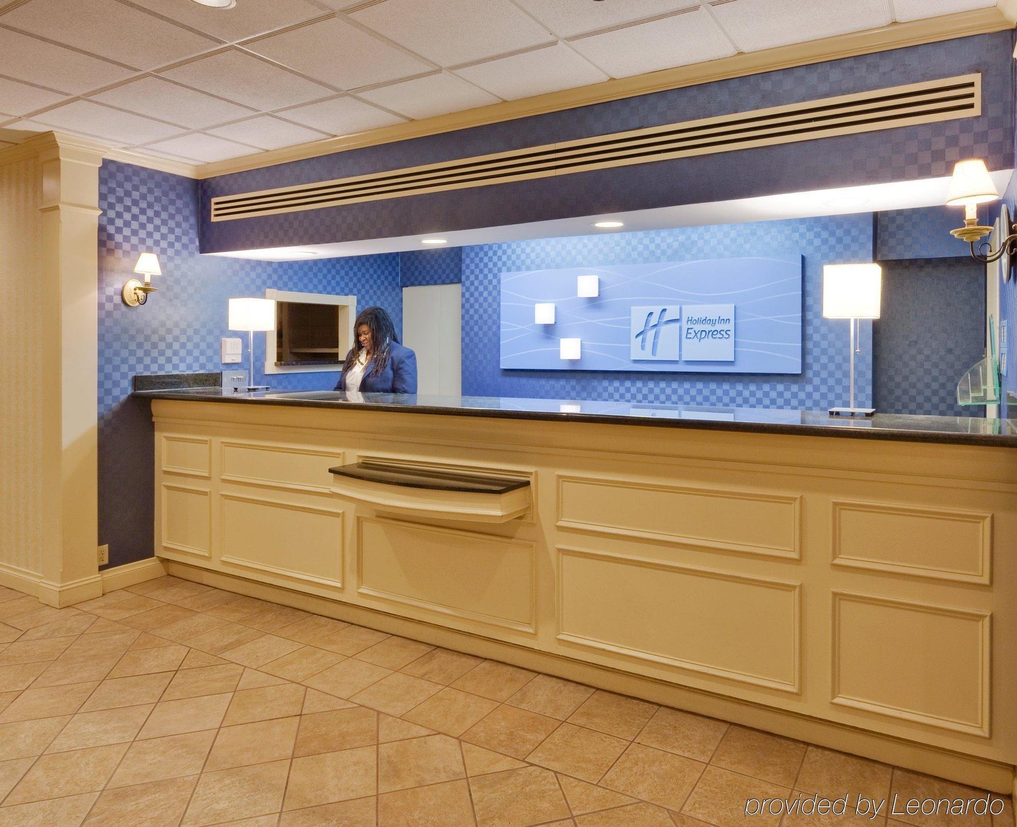 Holiday Inn Express Poughkeepsie By Ihg Екстер'єр фото